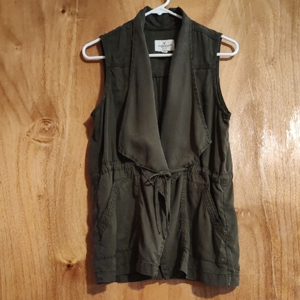 American Eagle Safari Vest Olive Green Drawstring Shawl Collar 100% Lyocell Sm